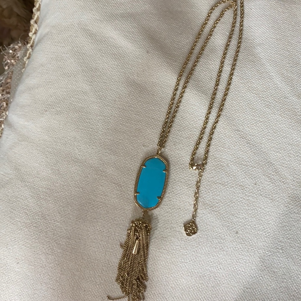 Kendra Scott Rayne necklace!